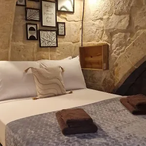Apartament 12 -16 , Pacifiku Scicluna, Birgu